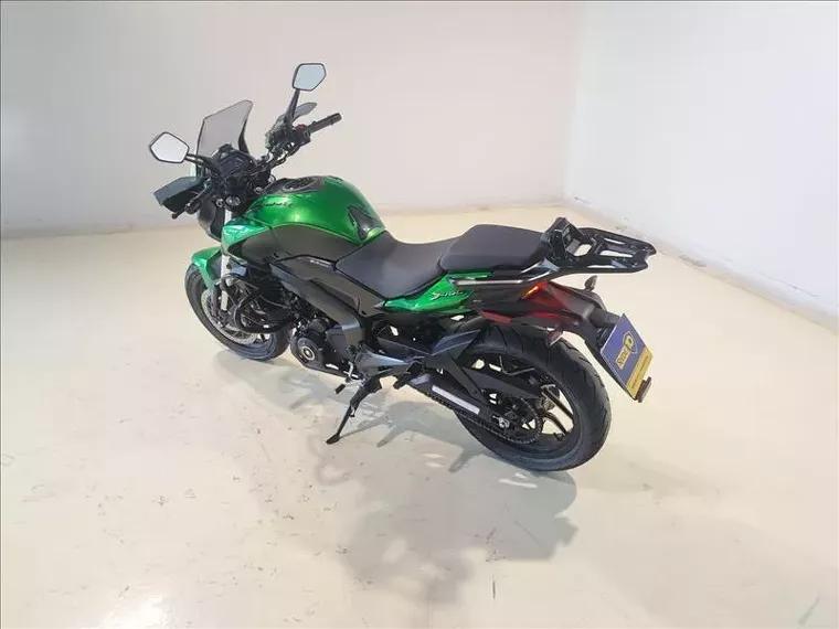 Bajaj Dominar Verde 3