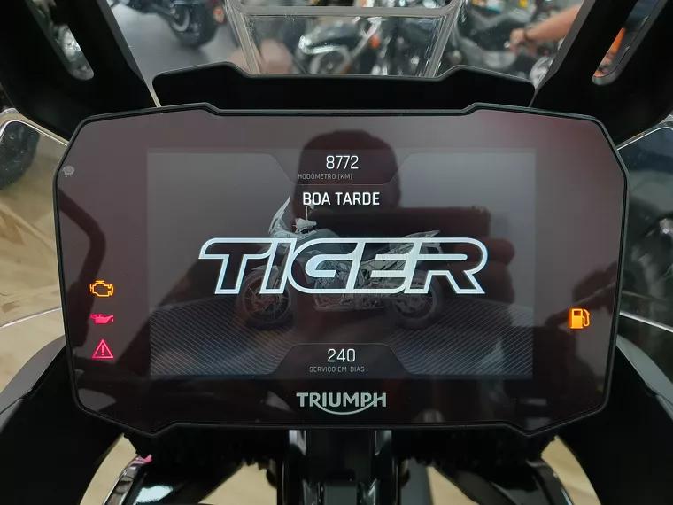 Triumph Tiger 900 Preto 14