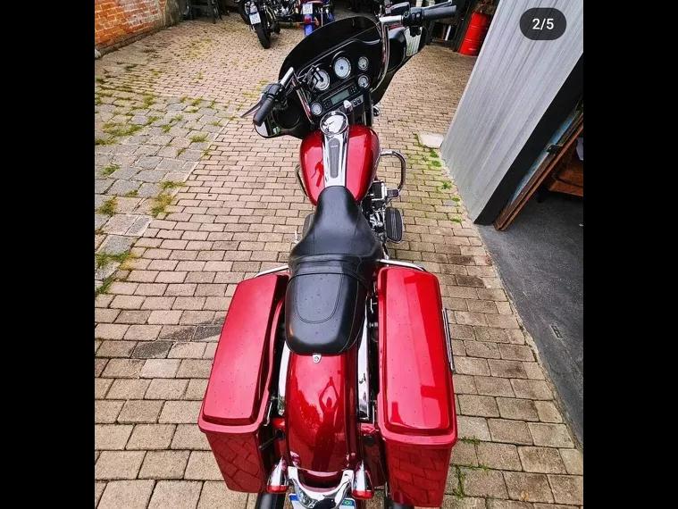 Harley-Davidson Street Glide Vermelho 2