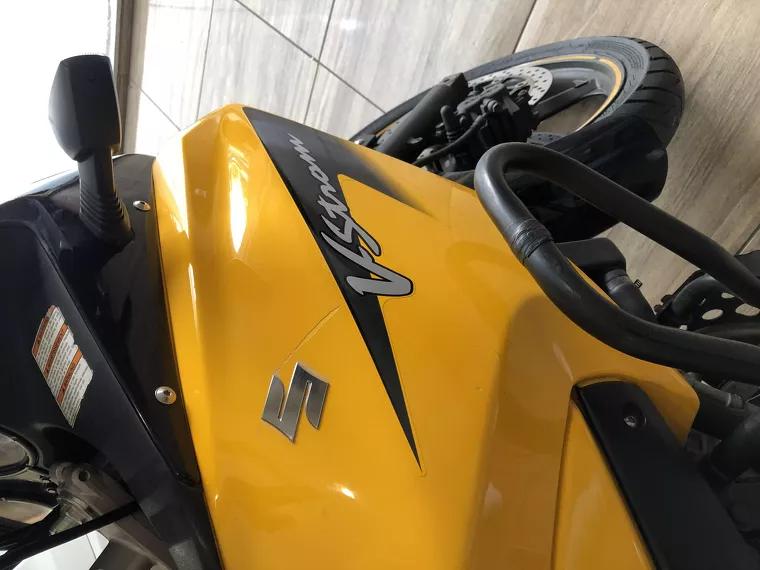 Suzuki V-Strom Amarelo 6