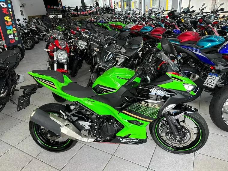 Kawasaki Ninja Verde 17