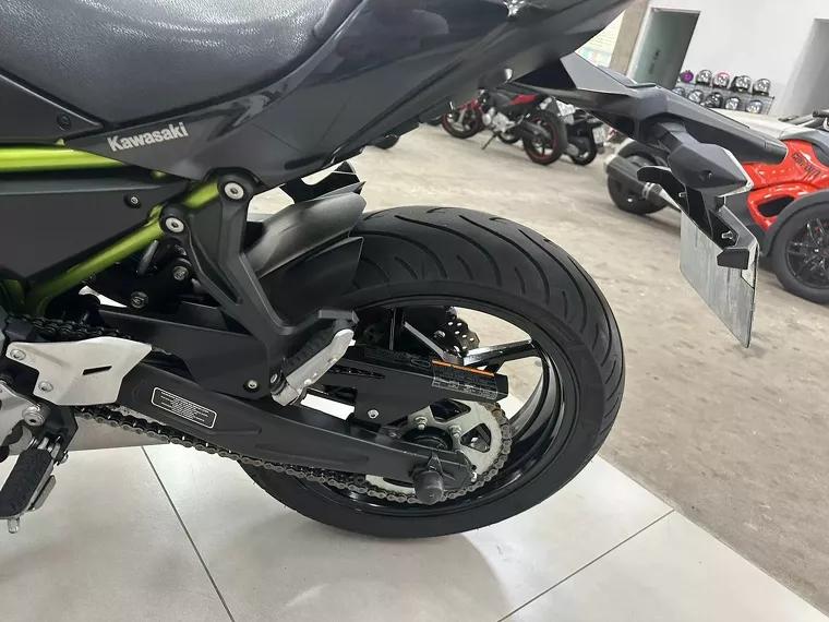 Kawasaki Z 650 Preto 11