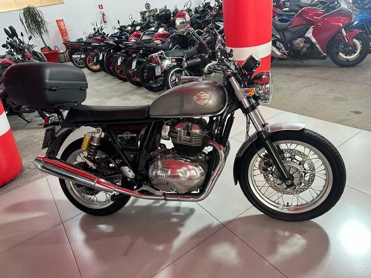 Royal Enfield Interceptor Prata 11