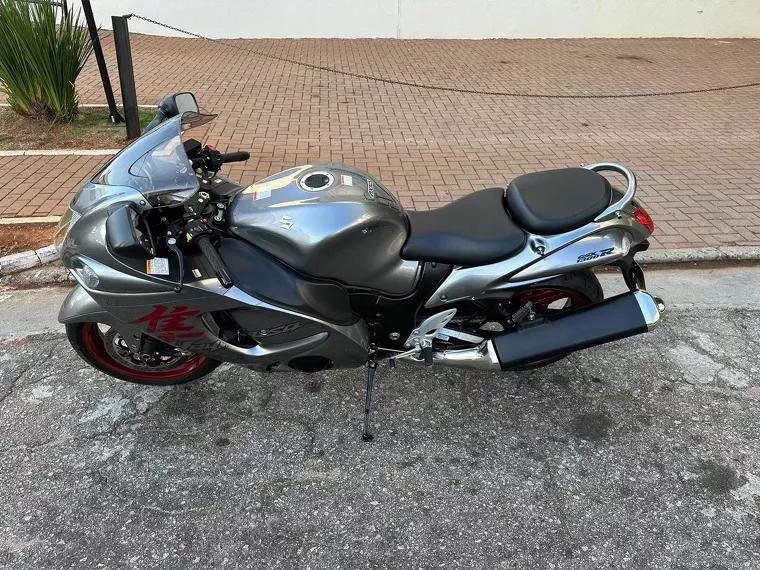 Suzuki GSX-R Cinza 9