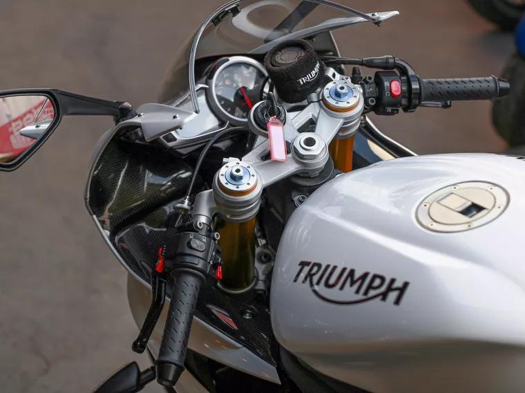 Triumph Daytona Branco 12