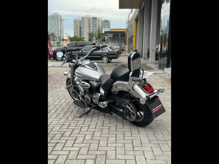 Yamaha XVS 950 A Prata 8