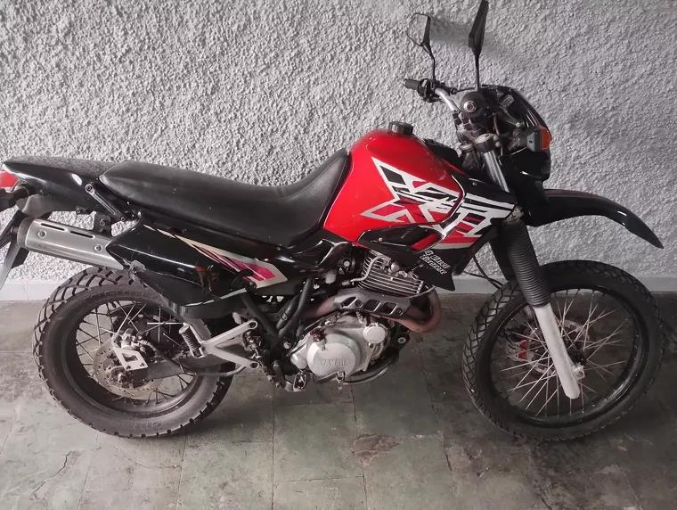 Yamaha XT 600 Vermelho 1