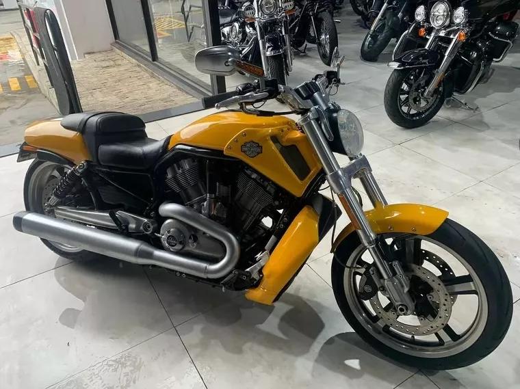 Harley-Davidson V-Rod Amarelo 2