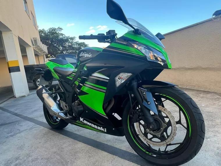 Kawasaki Ninja Verde 5