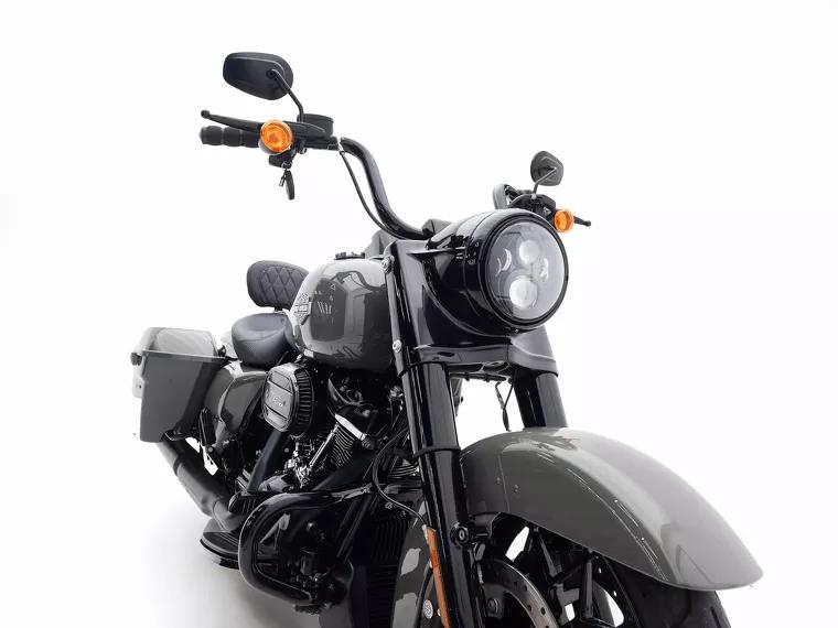 Harley-Davidson Road King Verde 10