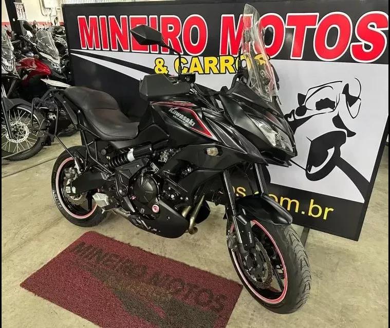 Kawasaki Versys Preto 3