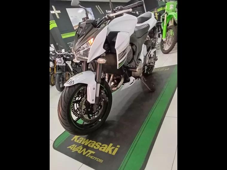 Kawasaki Z Branco 3