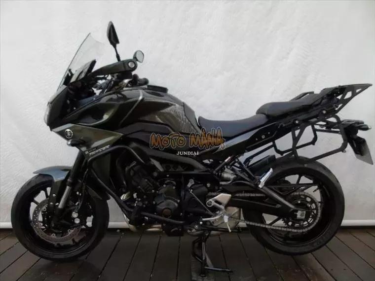 Yamaha MT-09 Cinza 5