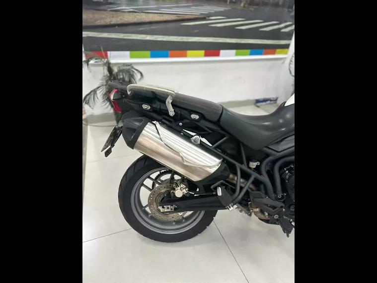 Triumph Tiger 800 Branco 13