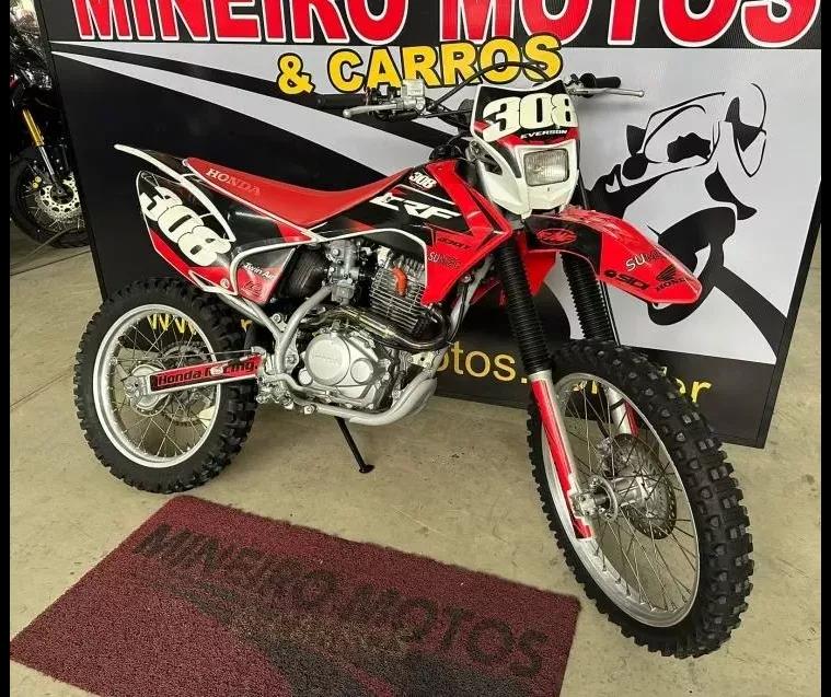 Honda CRF 230 Vermelho 3