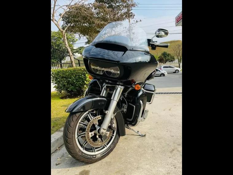 Harley-Davidson Road Glide Preto 1