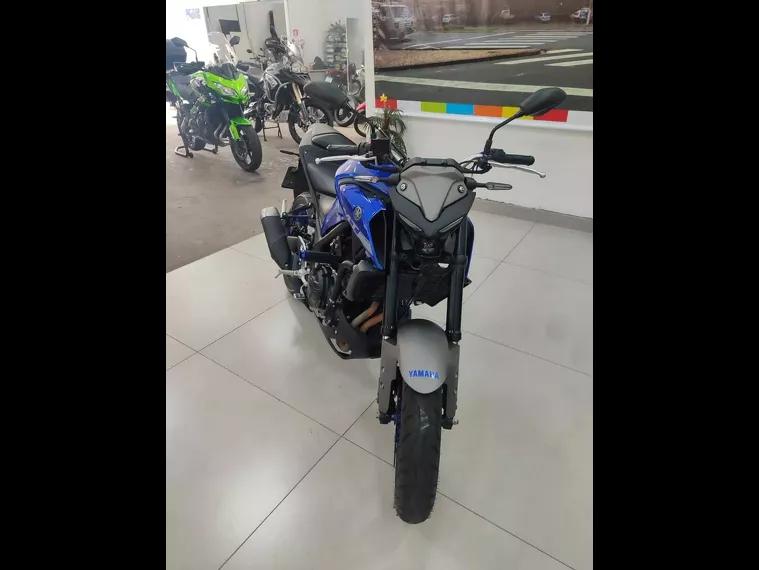 Yamaha MT-03 Azul 9