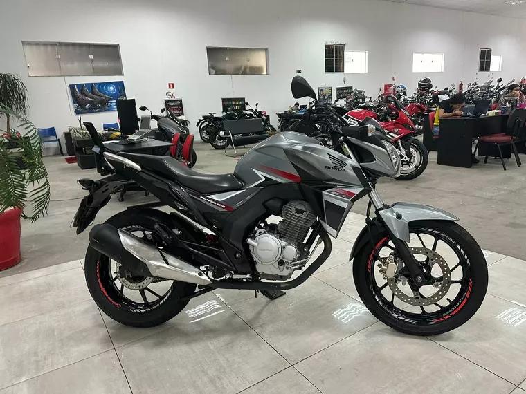 Honda CB Twister Branco 12