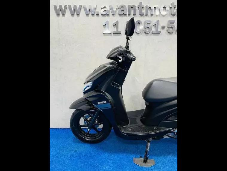 Yamaha Fluo Preto 10