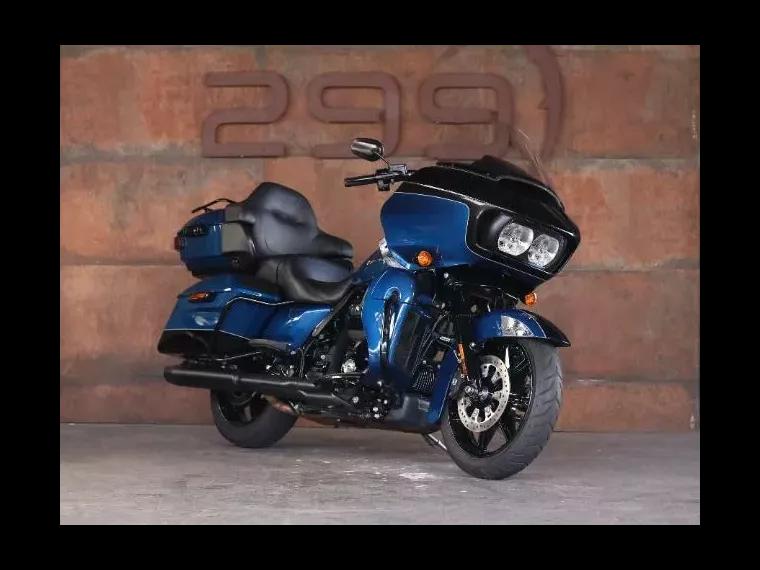 Harley-Davidson Road Glide Azul 1