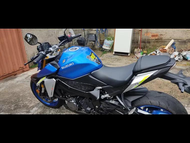 Suzuki GSX-S Azul 10