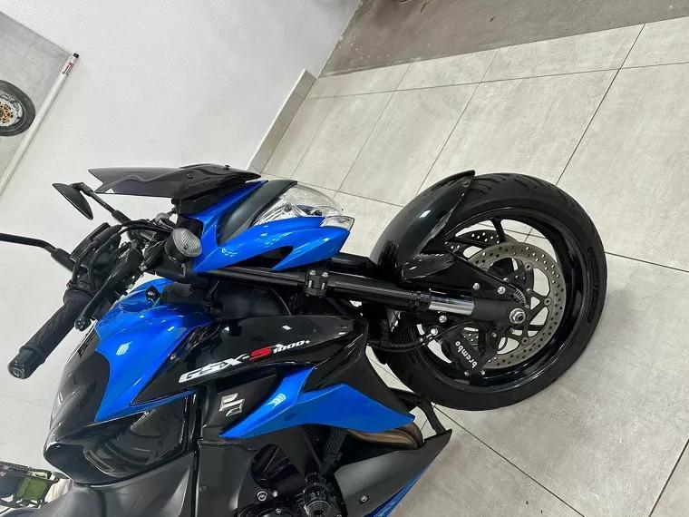 Suzuki GSX-S Azul 18