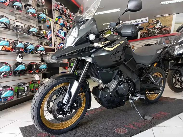 Suzuki V-Strom Preto 1