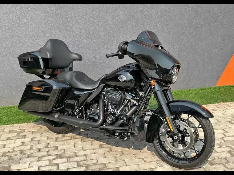 Harley-Davidson Street Glide Preto 1