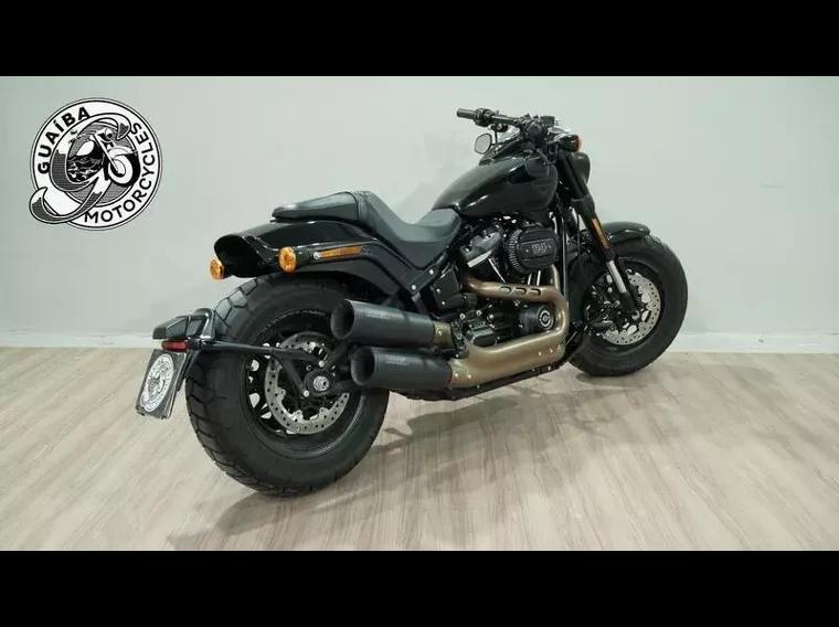 Harley-Davidson Fat Bob Preto 13