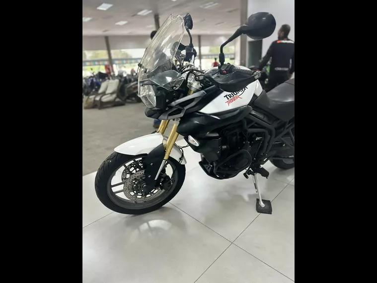 Triumph Tiger 800 Branco 9