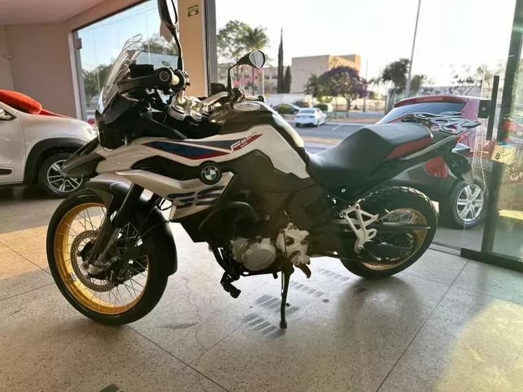 BMW F 850 Branco 3