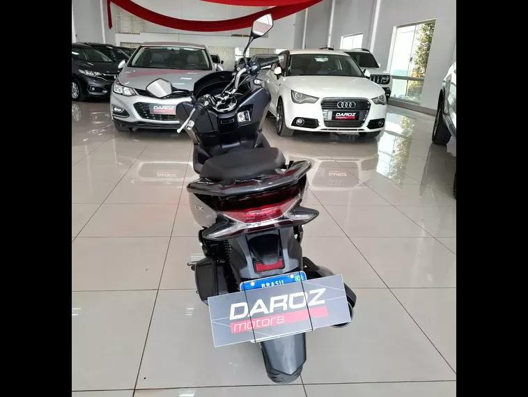 Honda PCX Cinza 5