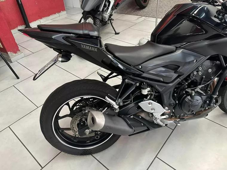 Yamaha MT-03 Preto 25