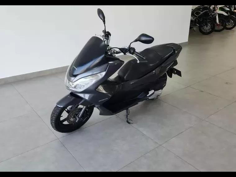 Honda PCX Cinza 1