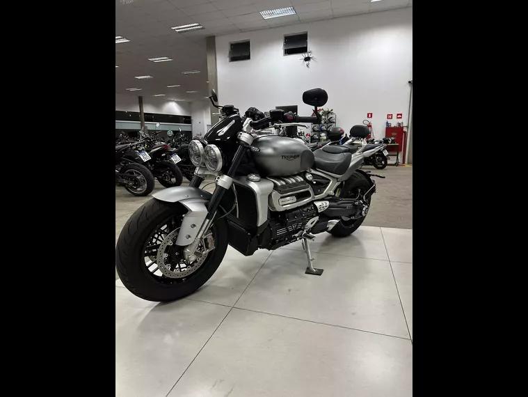 Triumph Rocket III Prata 5