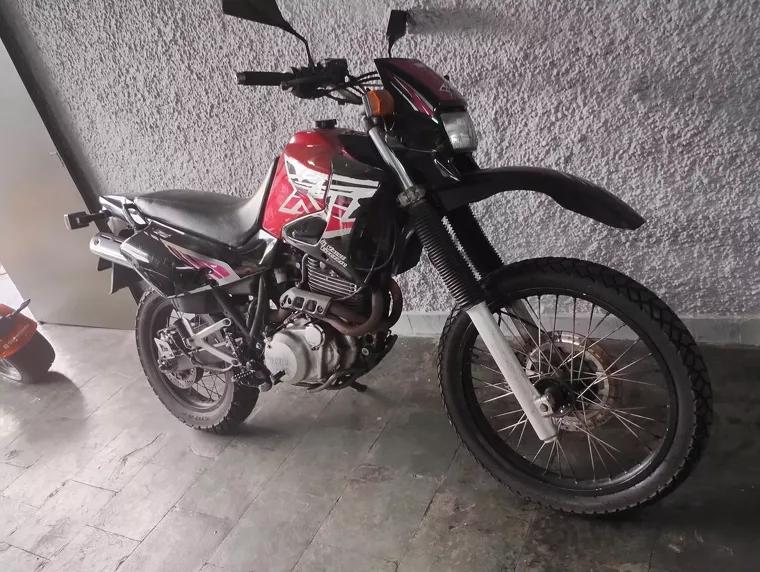 Yamaha XT 600 Vermelho 2