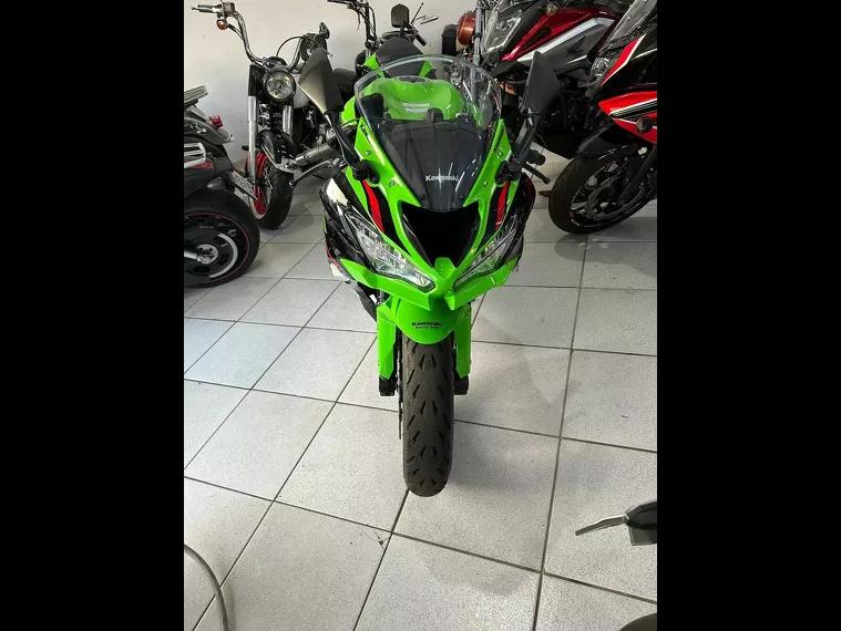 Kawasaki Ninja Verde 31