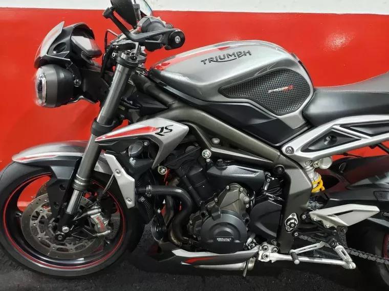 Triumph Street Triple Prata 14