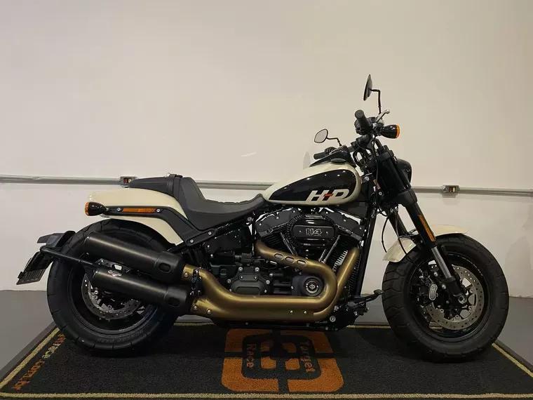 Harley-Davidson Fat Bob Branco 1