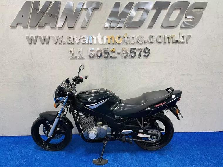 Suzuki GS Preto 17