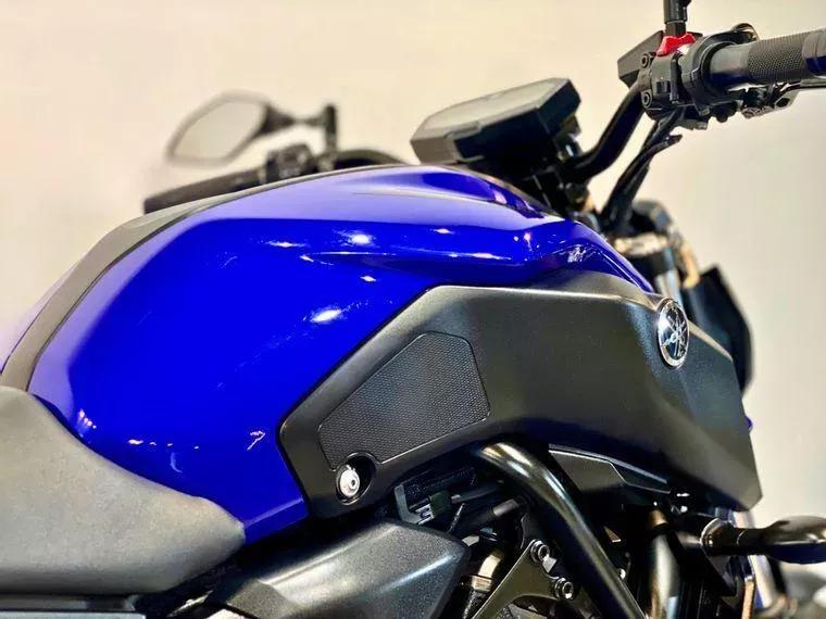 Yamaha MT-07 Azul 12