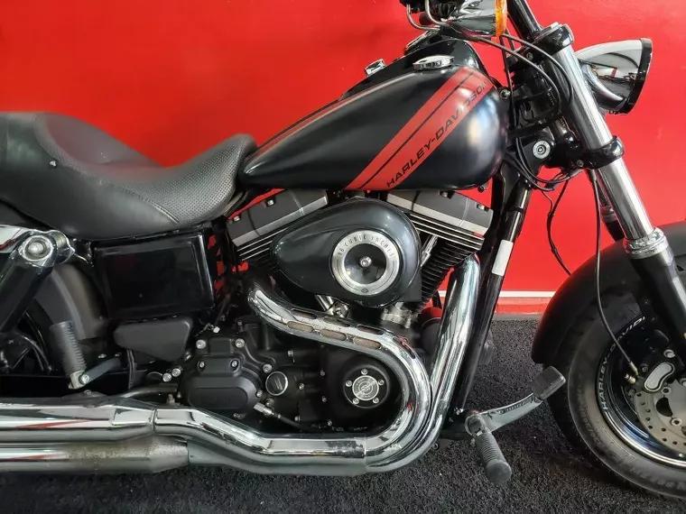 Harley-Davidson Fat Bob Preto 10