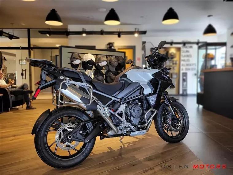 Triumph Tiger 1200 Branco 3