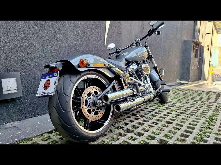 Harley-Davidson Breakout Cinza 10