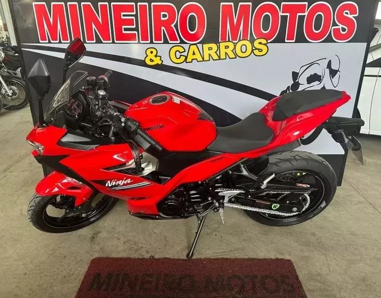 Kawasaki Ninja Vermelho 2