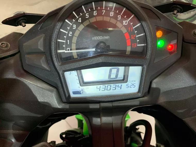 Kawasaki Ninja Verde 16