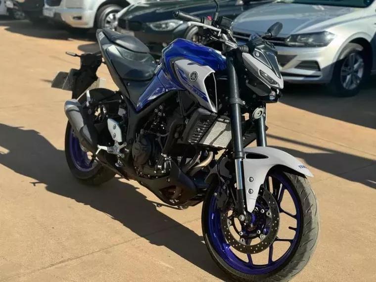 Yamaha MT-03 Azul 13