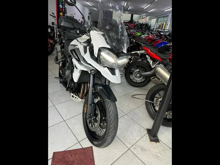 Triumph Tiger 1200 Branco 16