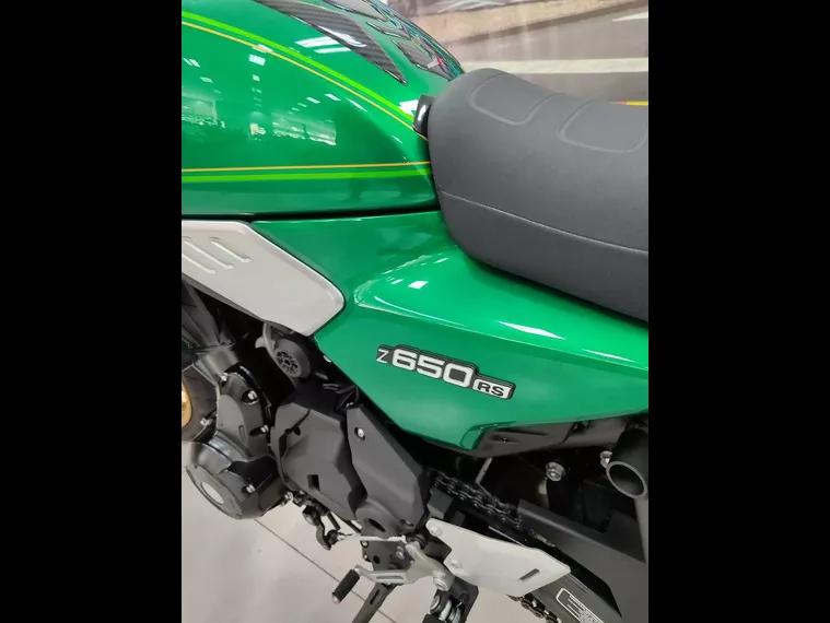 Kawasaki Z 650 Verde 6