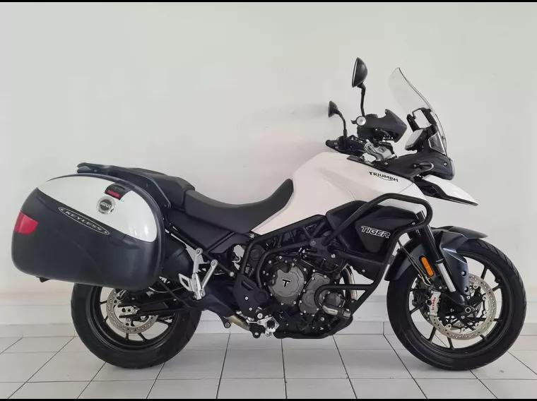 Triumph Tiger 900 Branco 7